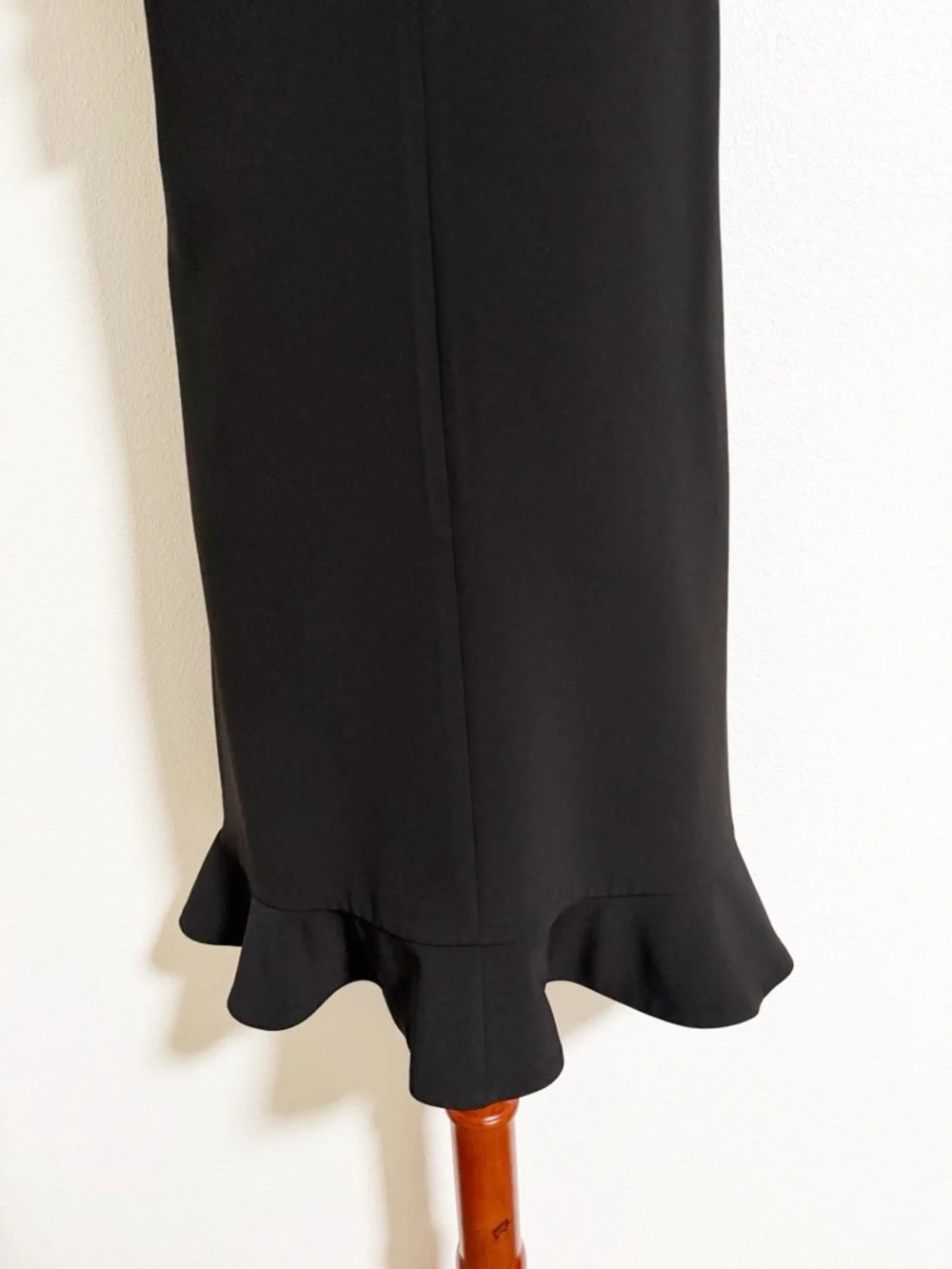 Loft Ruffle Trim Shift Dress - Picture 6 of 10